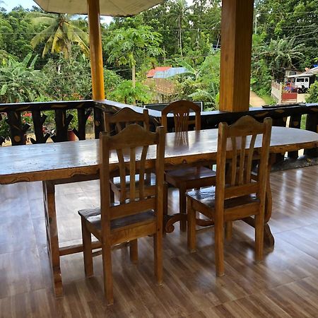 Fely'S Homestay Batuan Dış mekan fotoğraf