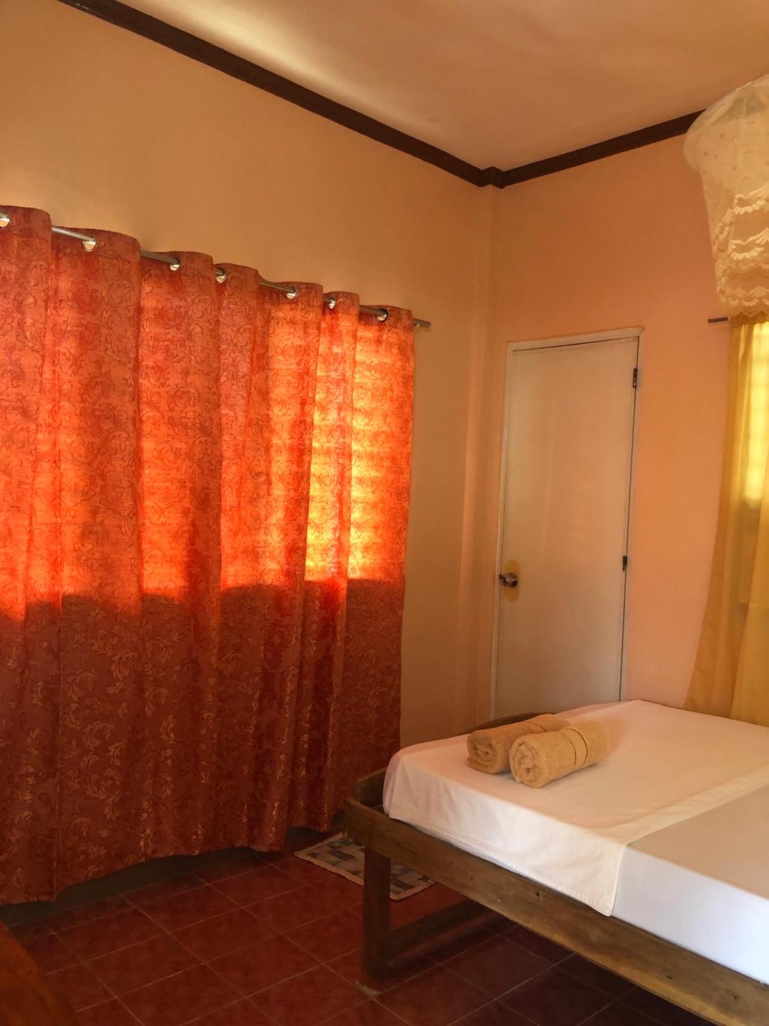 Fely'S Homestay Batuan Dış mekan fotoğraf